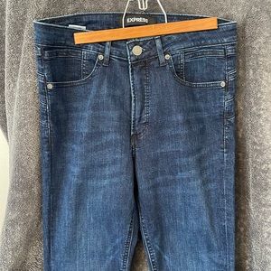 Express Jeans - Stretch, Denim Perfect Lift. Ankle Legging/High Rise